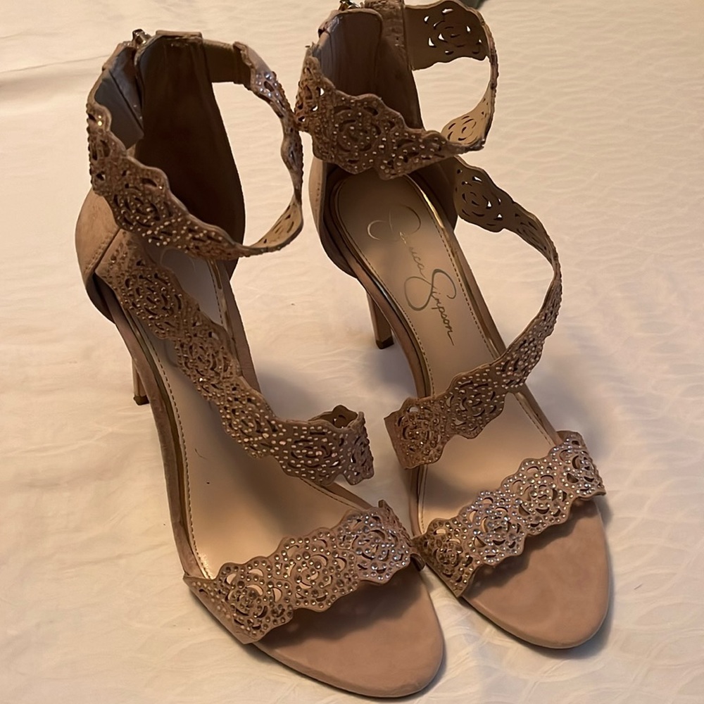 Jessica Simpson Geela blush color microsuede rhinestone heels With box Size 7.5